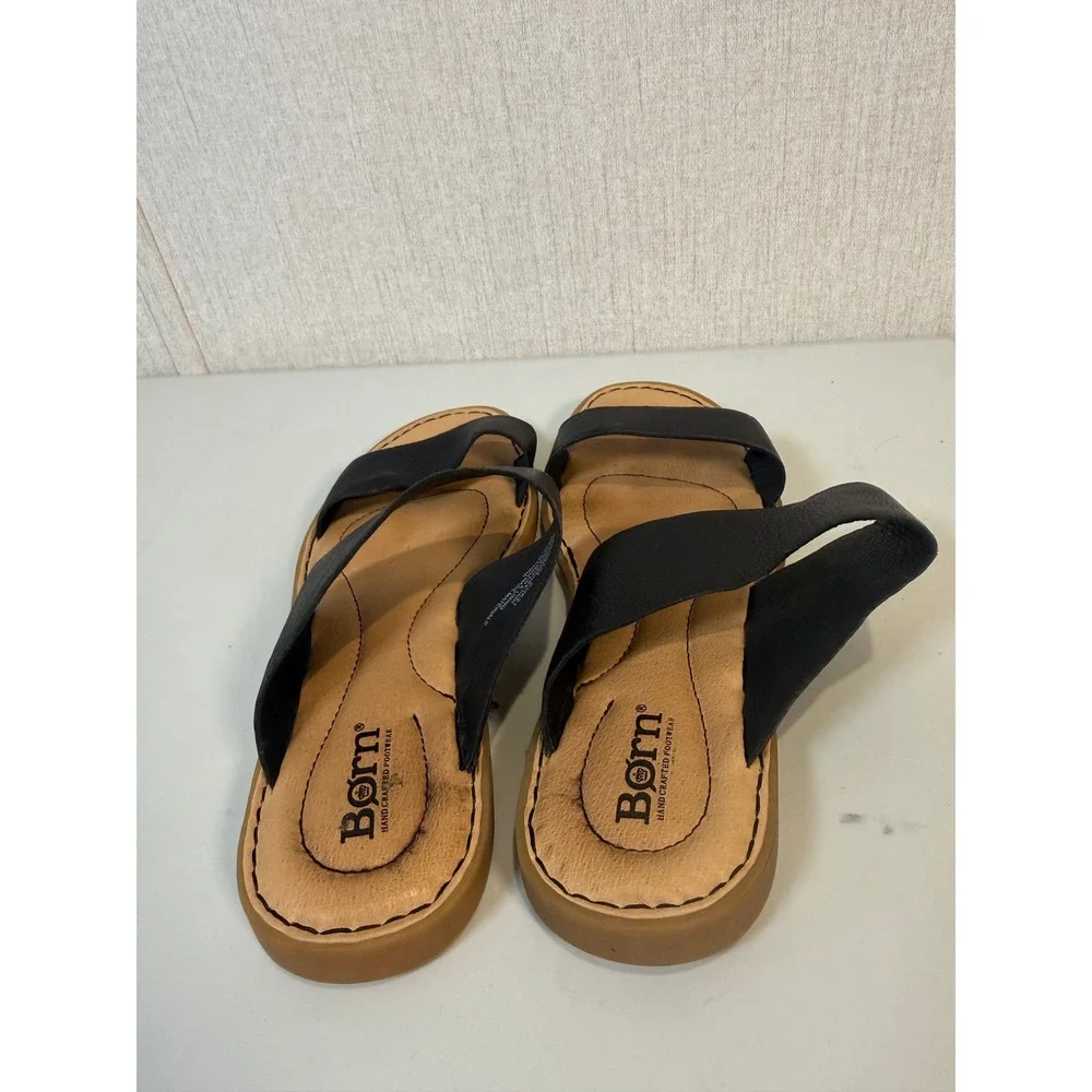 Born women‎ black sandals size 8M